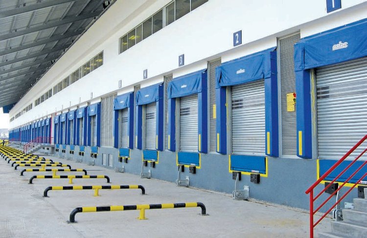 固定式液壓登車(chē)橋